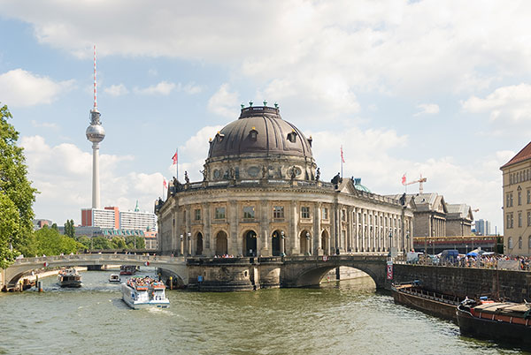 Visiter des musées, prendre de la hauteur