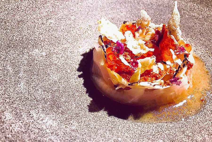 Truite de printemps et peau, genièvre, poutargue - photo Restaurant Rutz