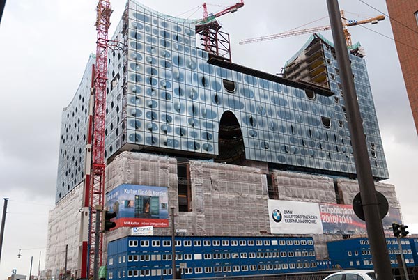 Elbphilharmonie, vu de speicherstadt
