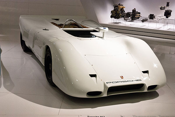 La voiture conduite par Steve Mac Quen dans le film Le Mans